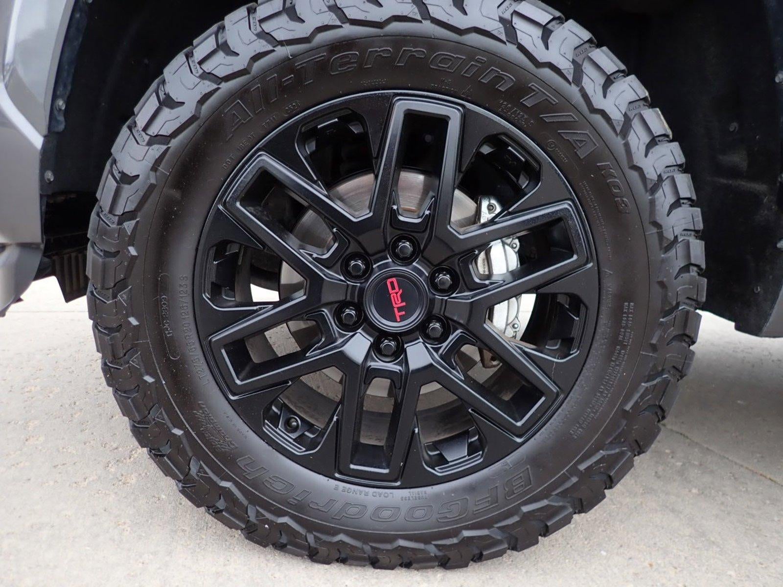 2023 Toyota Tundra 4WD SR5