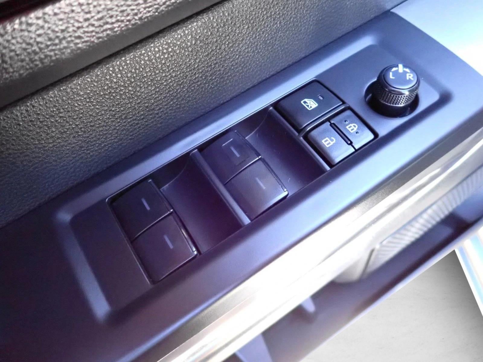 2024 Toyota Tundra 4WD SR5