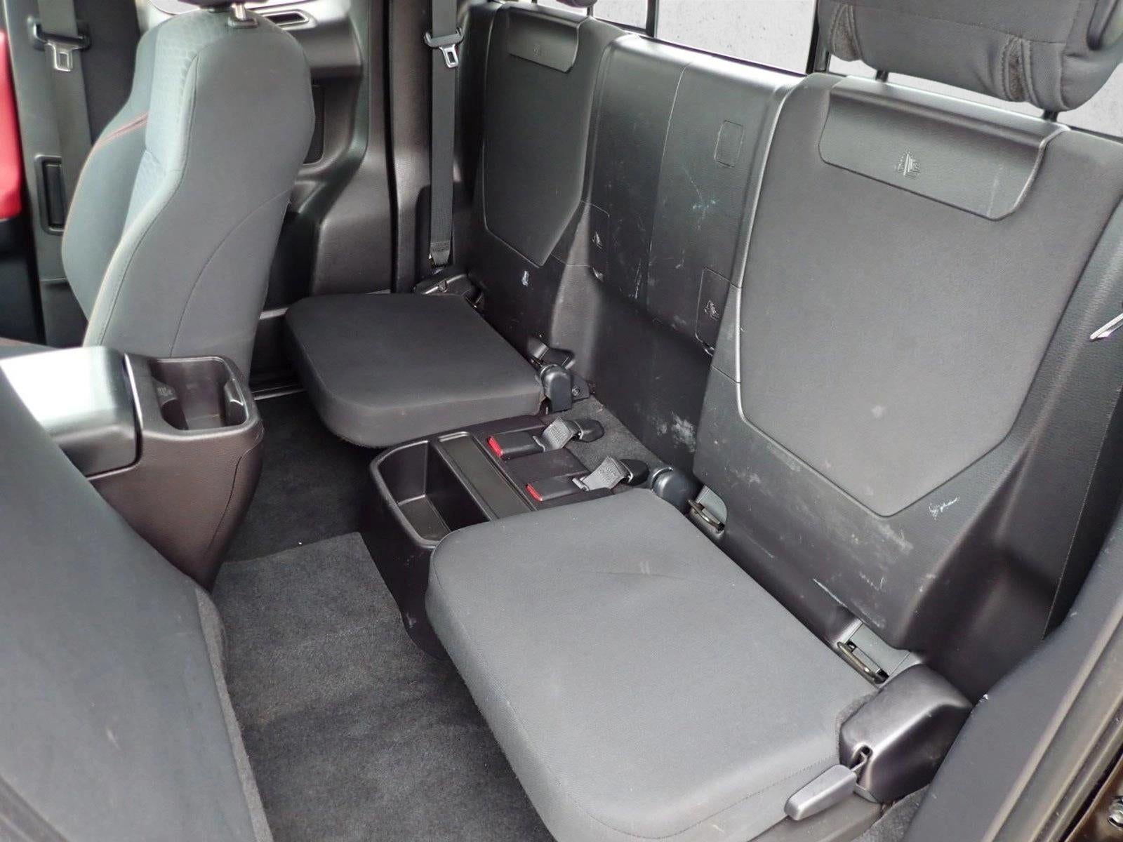 2016 Toyota Tacoma SR5