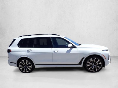 2024 BMW X7 xDrive40i