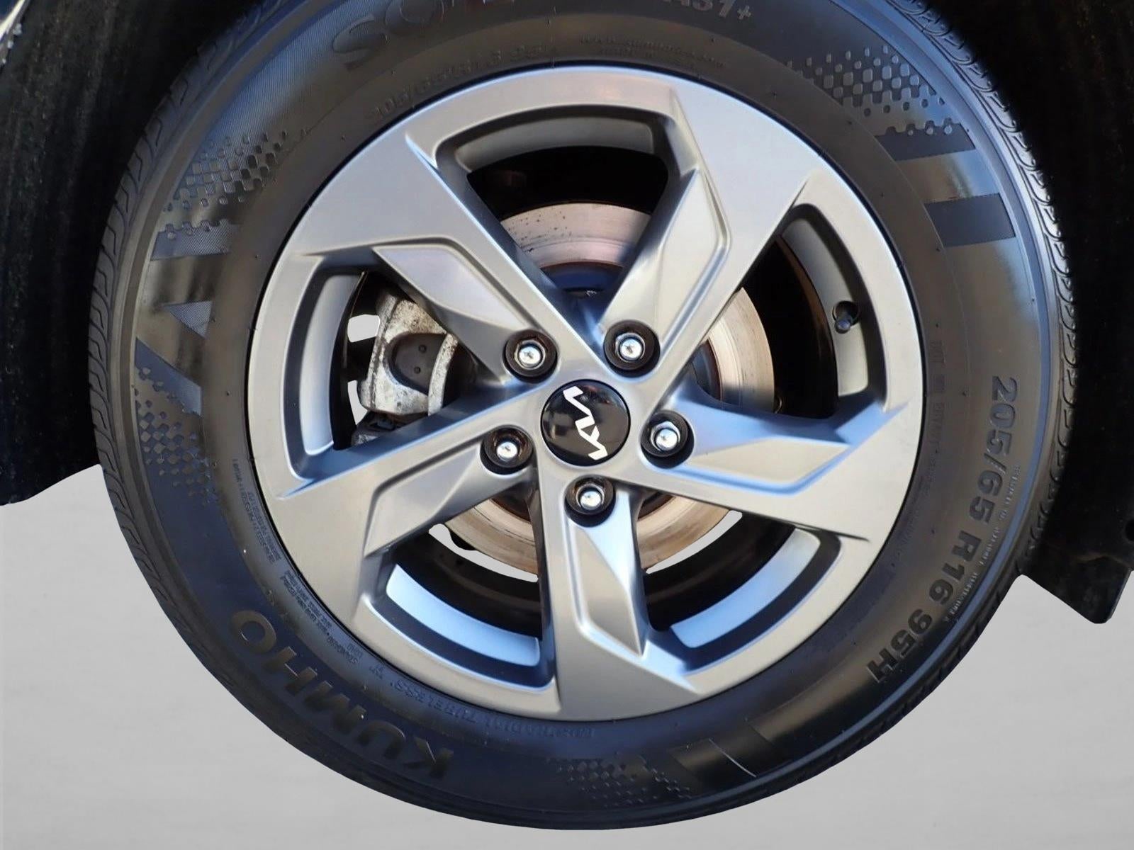 2023 Kia K5 LXS