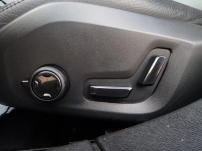 2024 Volvo S60 Ultimate Dark Theme