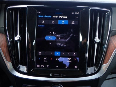 2024 Volvo S60 Ultimate Dark Theme