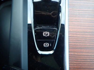 2024 Volvo S60 Ultimate Dark Theme