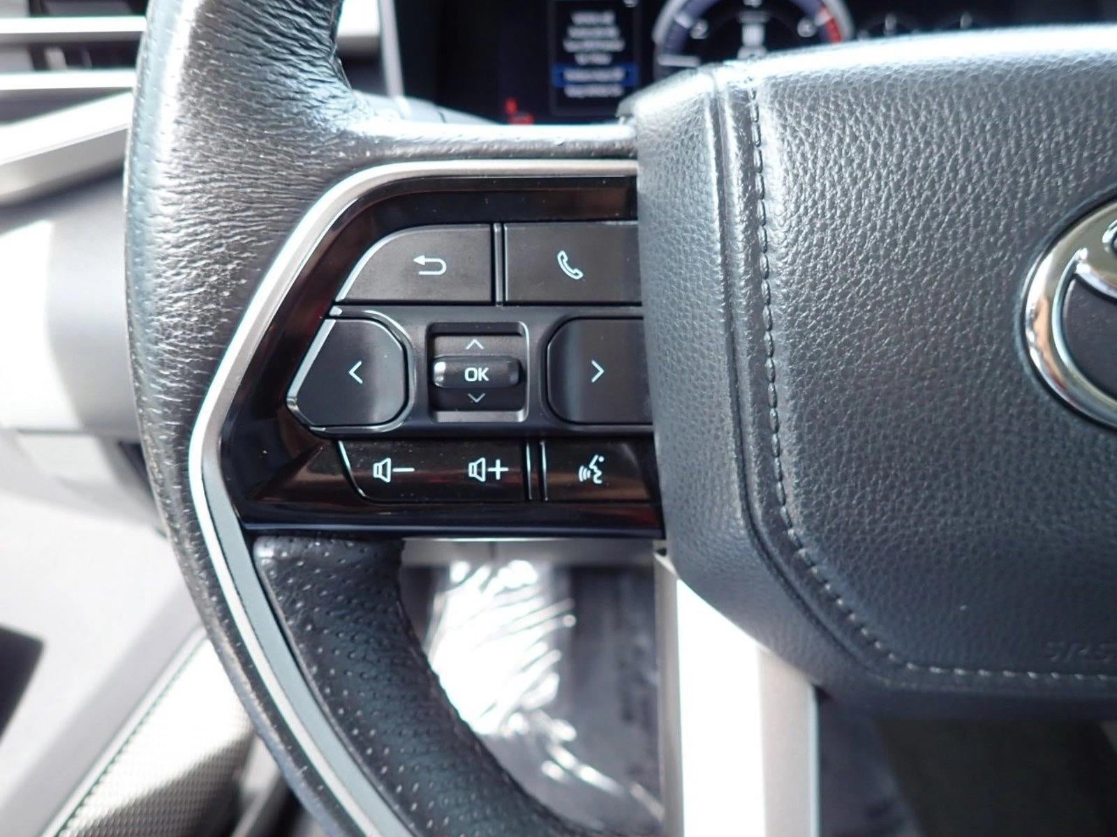 2023 Toyota Sequoia SR5