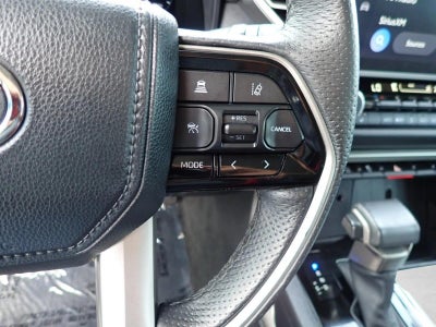 2023 Toyota Sequoia SR5