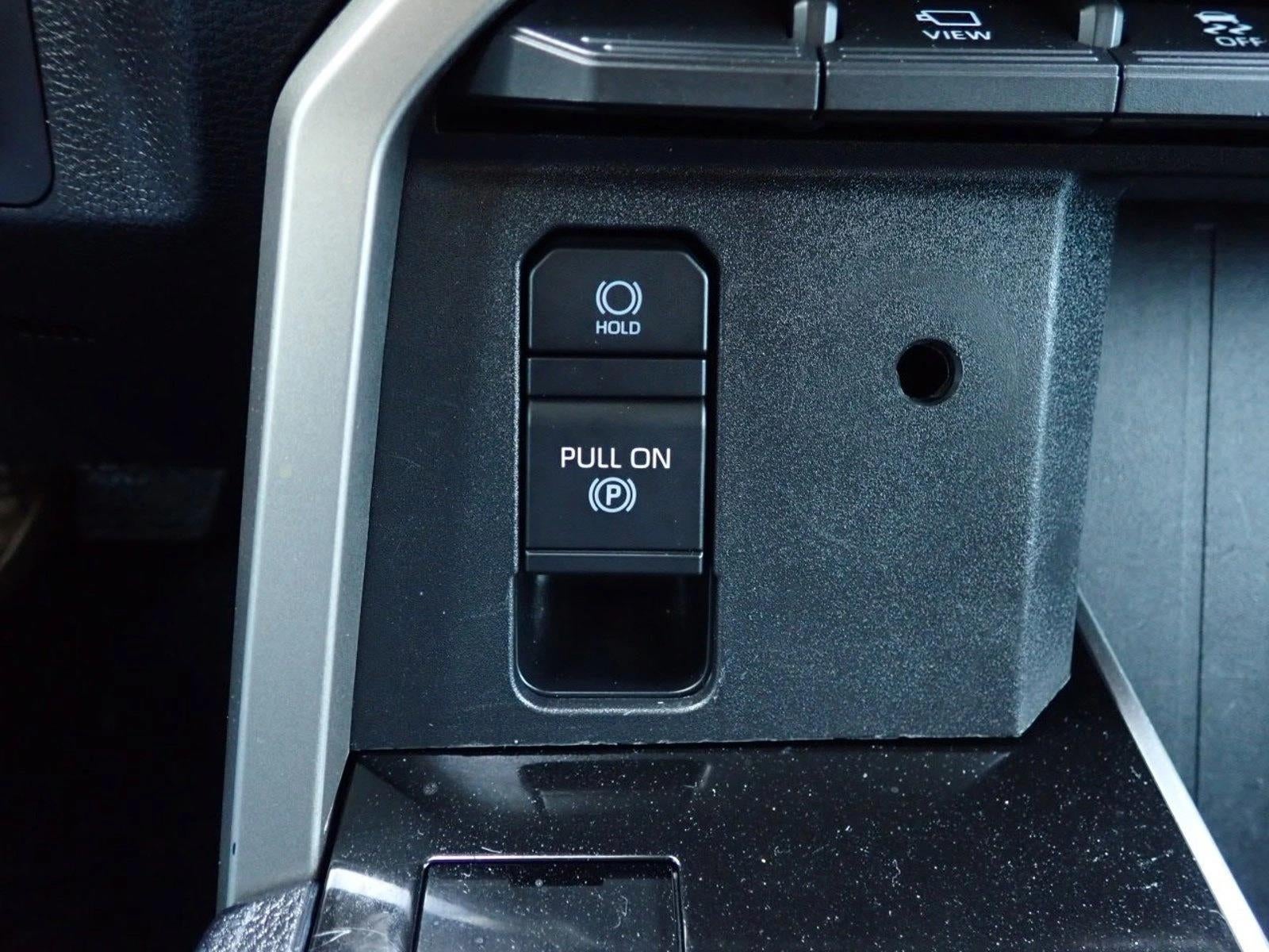 2023 Toyota Sequoia SR5