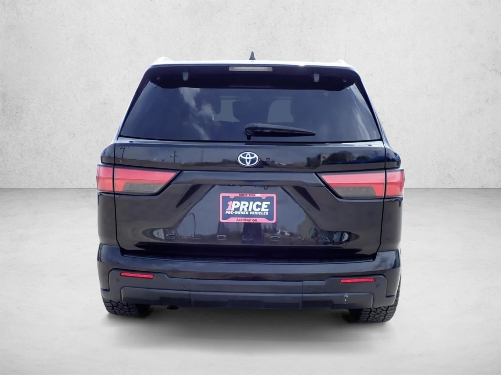 2023 Toyota Sequoia SR5