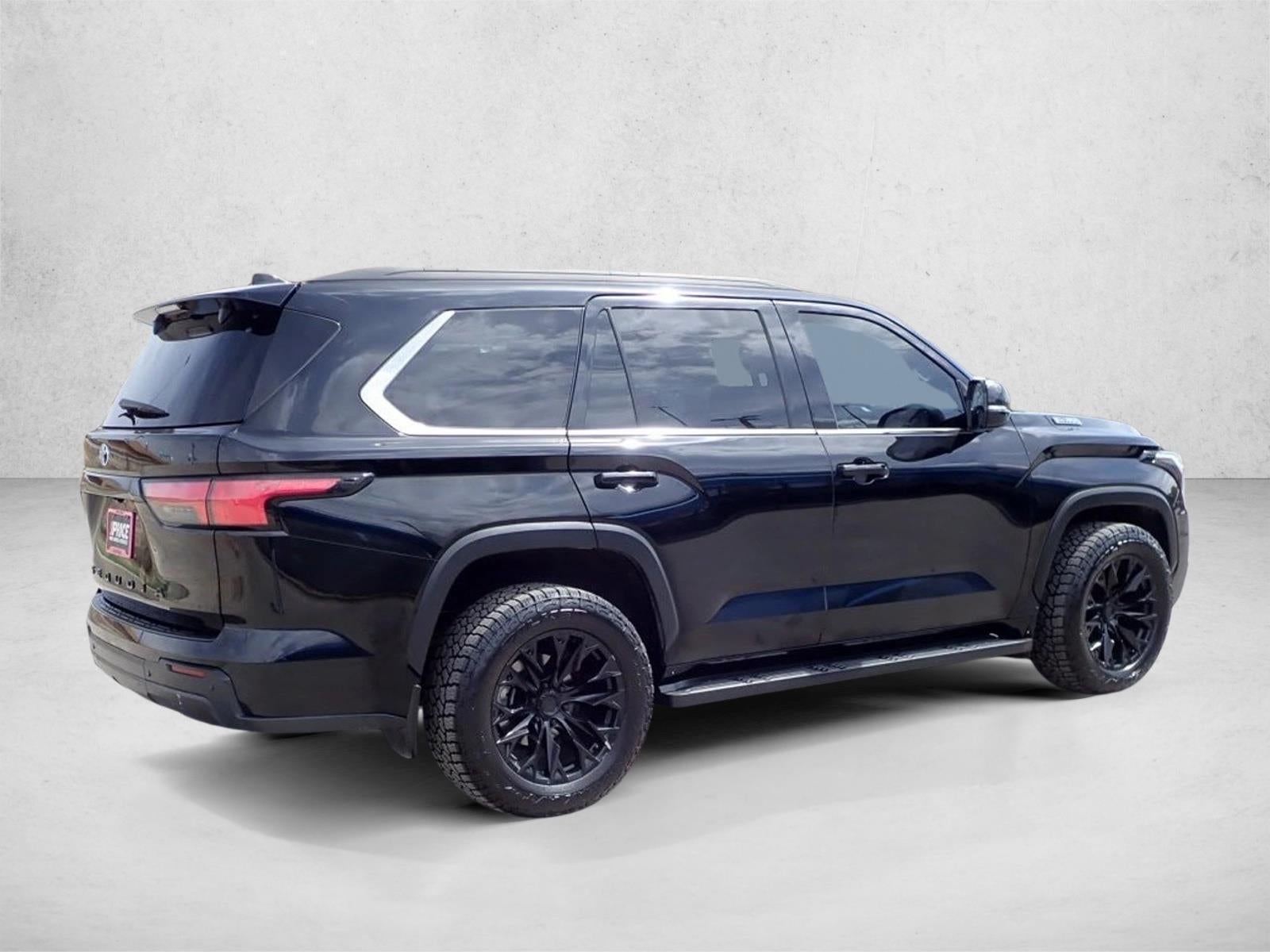 2023 Toyota Sequoia SR5