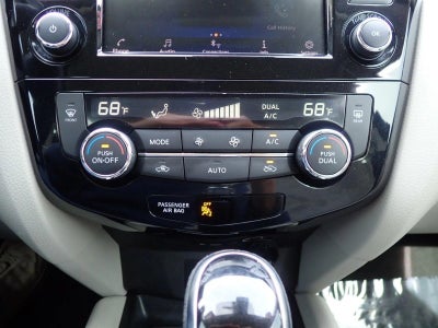 2021 Nissan Rogue Sport SV FWD Xtronic CVT