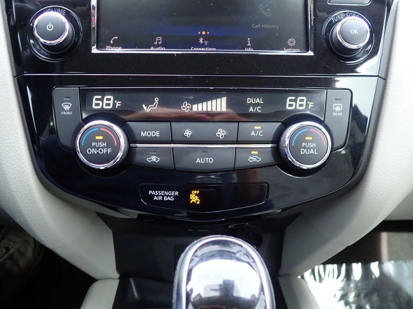 2021 Nissan Rogue Sport SV FWD Xtronic CVT