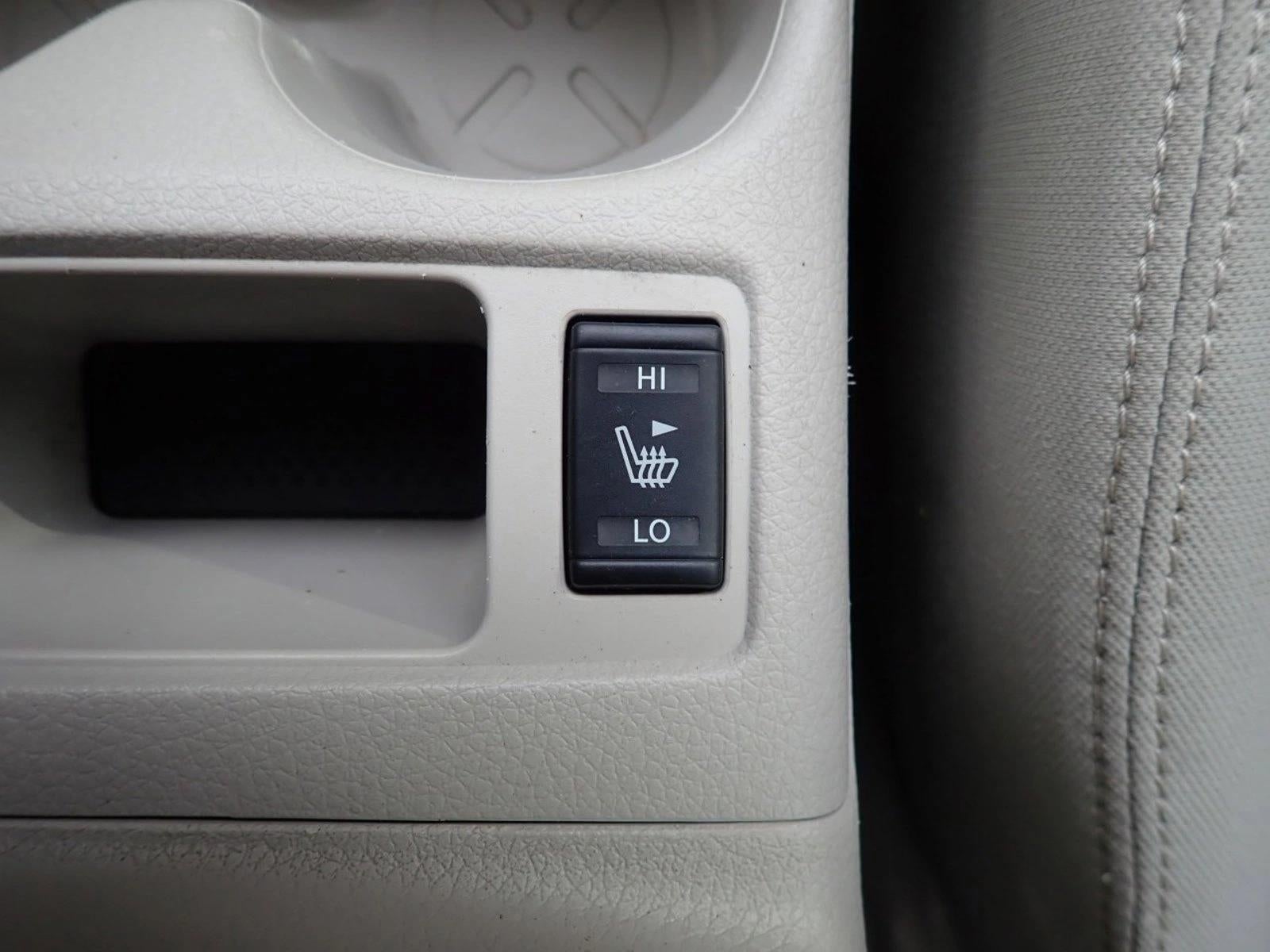 2021 Nissan Rogue Sport SV FWD Xtronic CVT