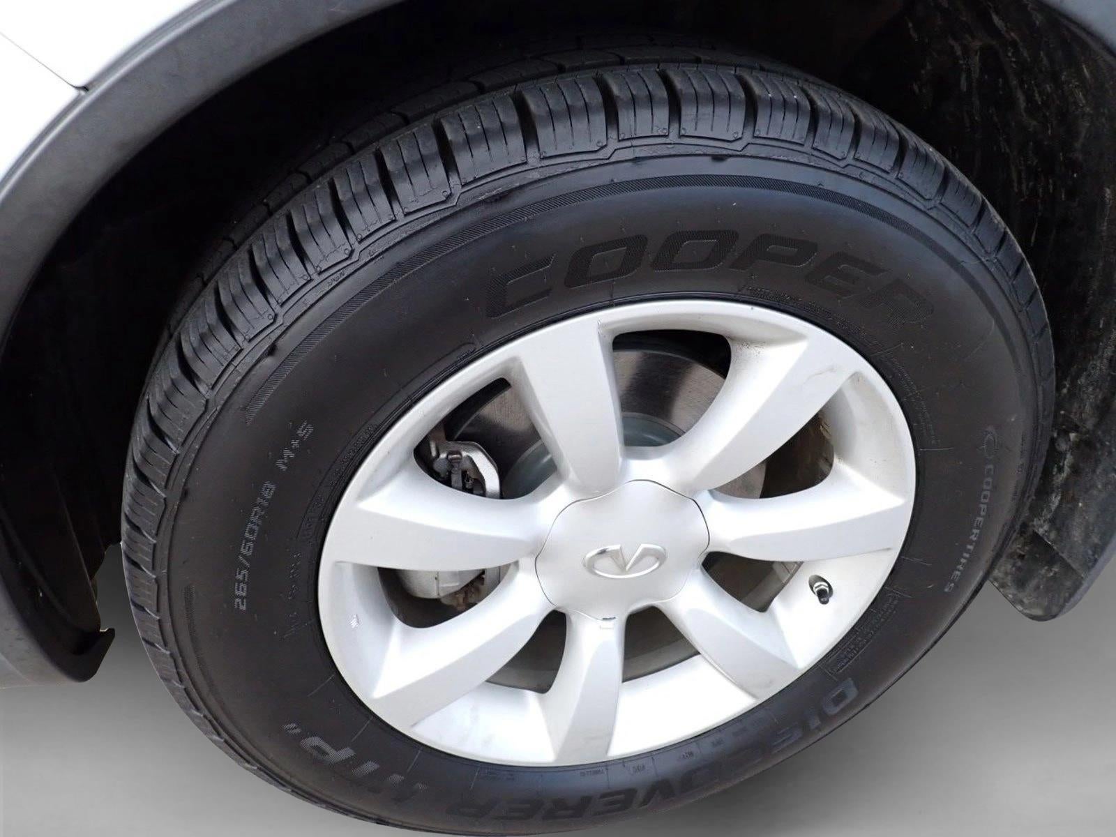 2004 INFINITI FX35 Base