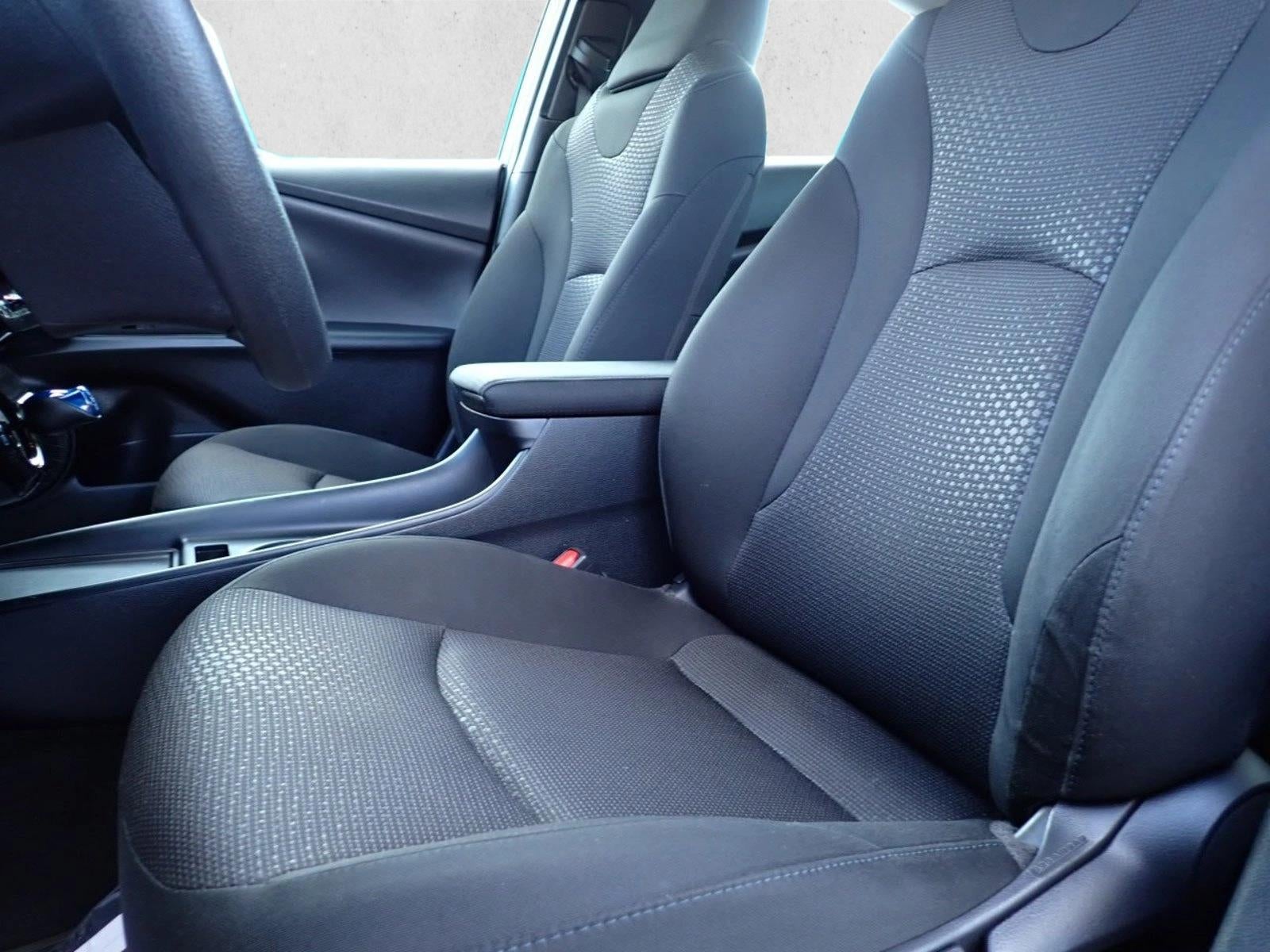 2019 Toyota Prius LE