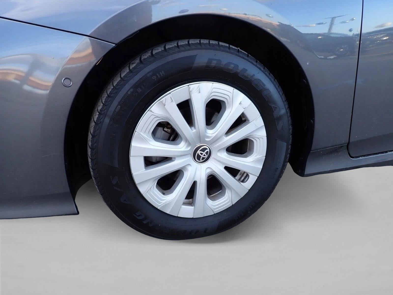 2019 Toyota Prius LE