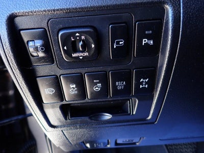 2013 Toyota Land Cruiser V8