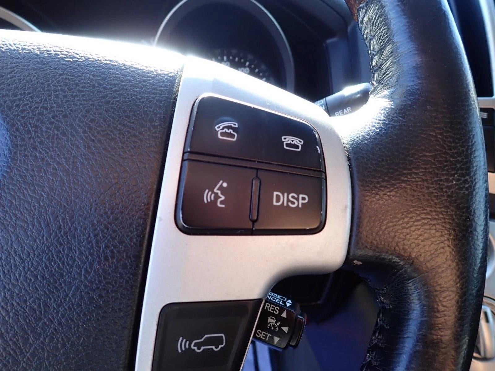 2013 Toyota Land Cruiser V8