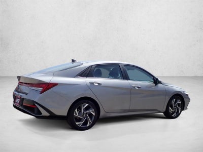 2025 Hyundai Elantra Limited