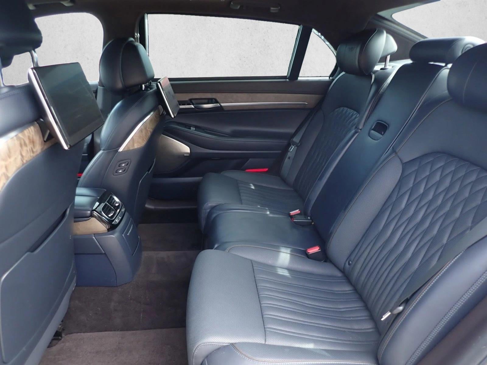 2021 Genesis G90 5.0 Ultimate RWD