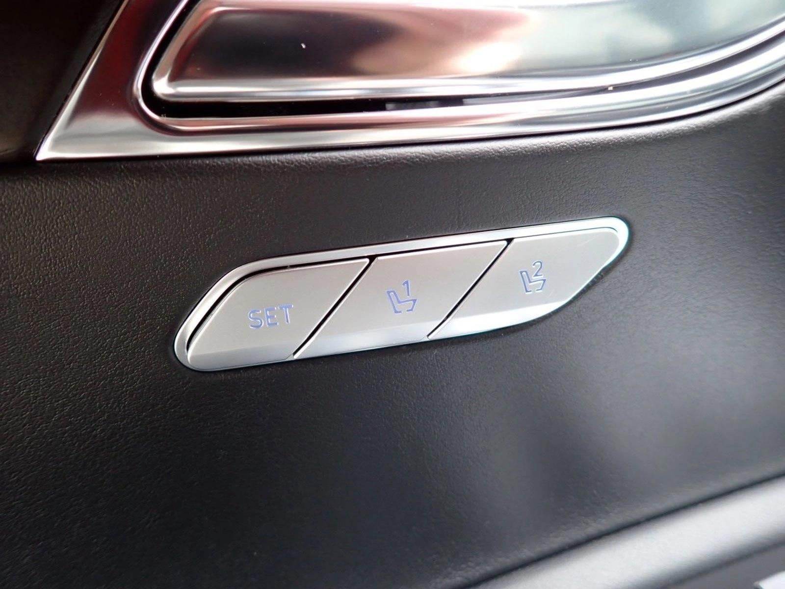 2024 Genesis GV80 Base