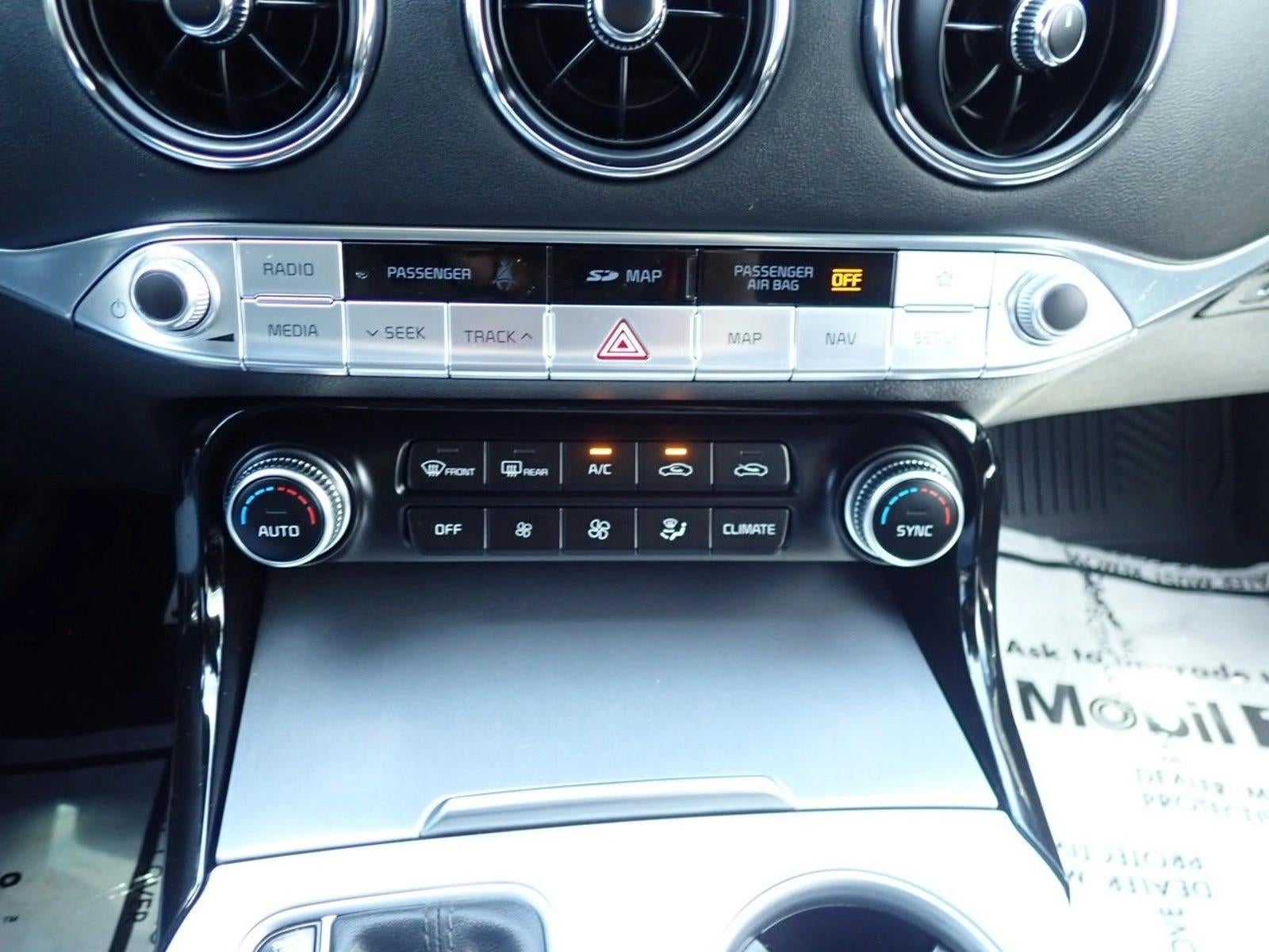 2020 Kia Stinger GT1