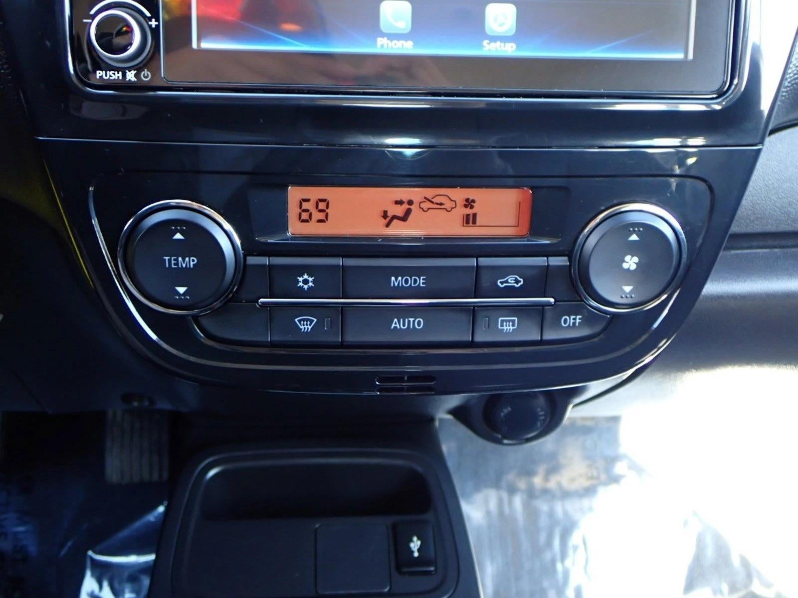 2024 Mitsubishi Mirage ES