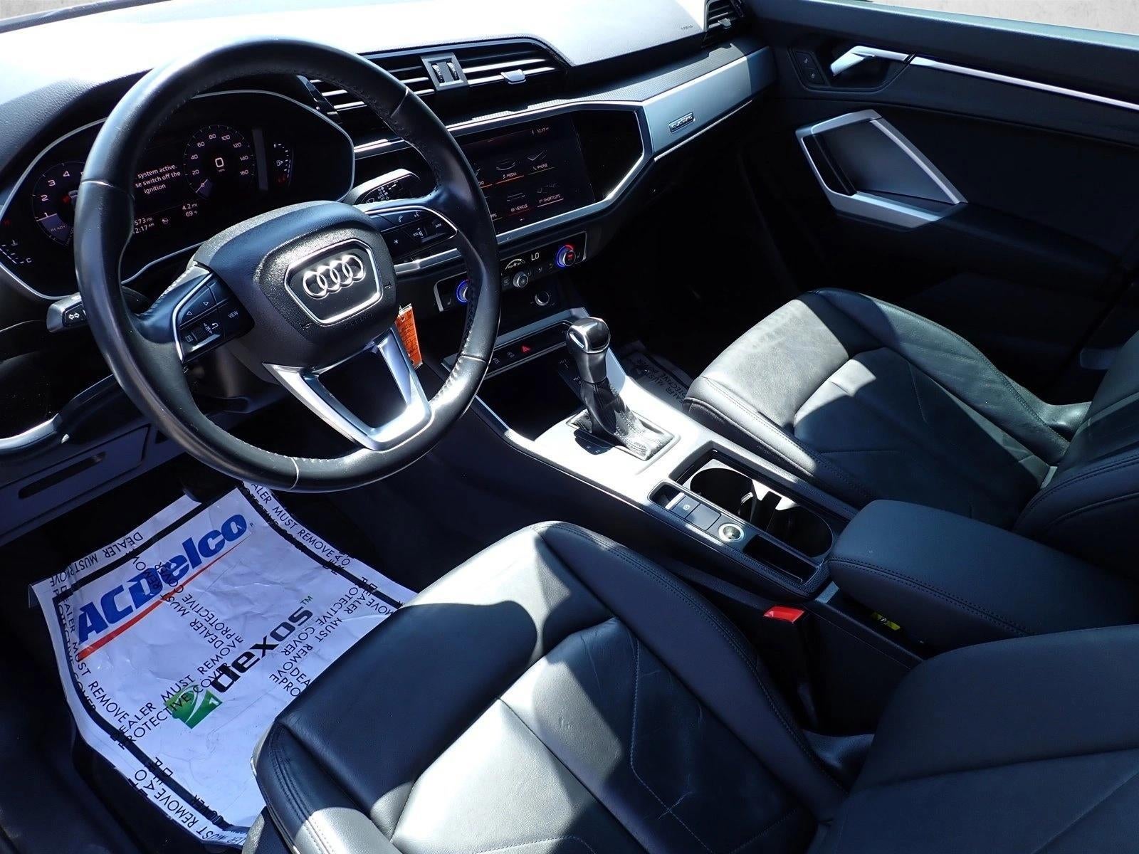 2020 Audi Q3 Premium 45 TFSI quattro Tiptronic