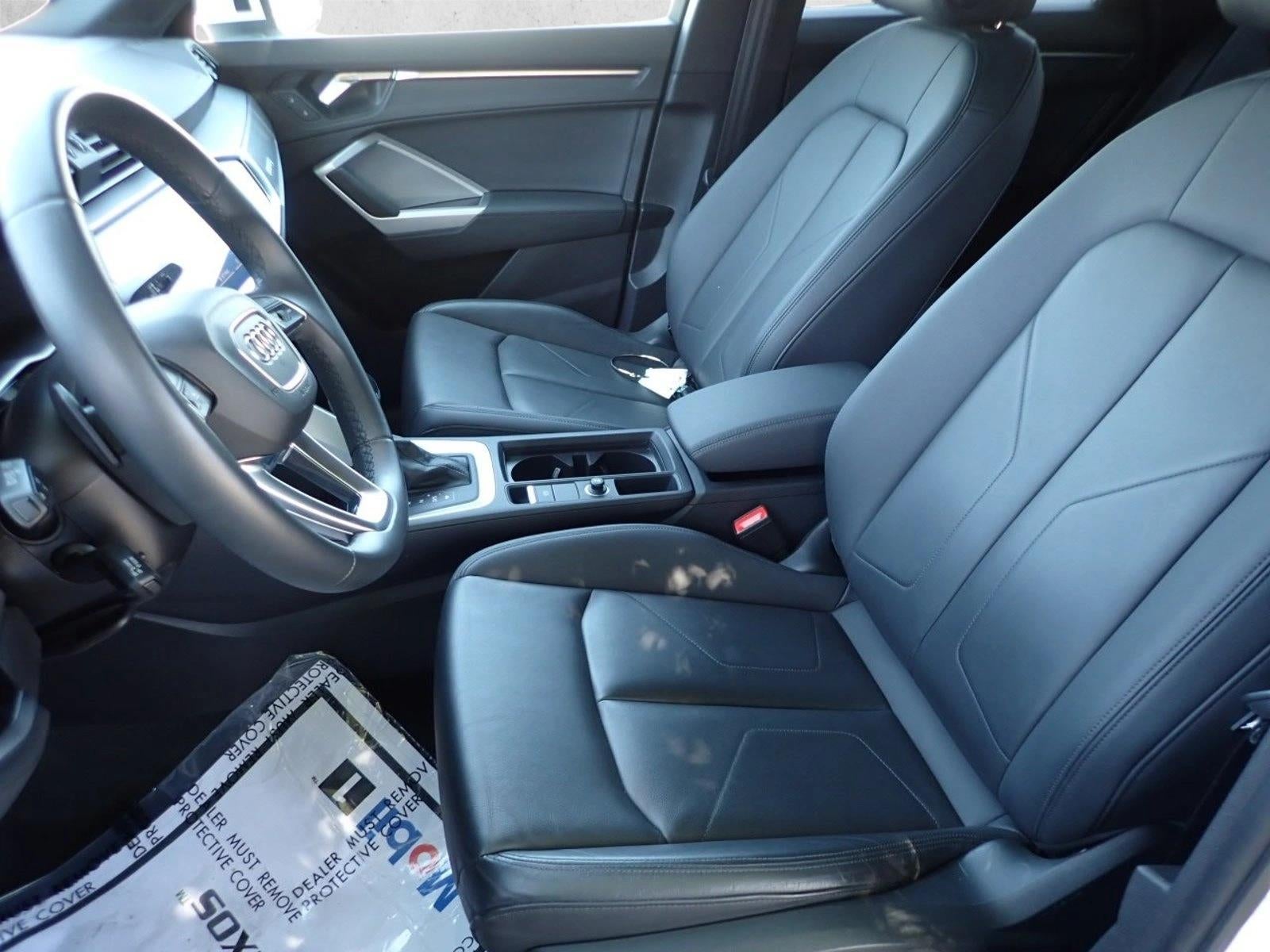 2025 Audi Q3 Premium 45 TFSI S line quattro Tiptronic