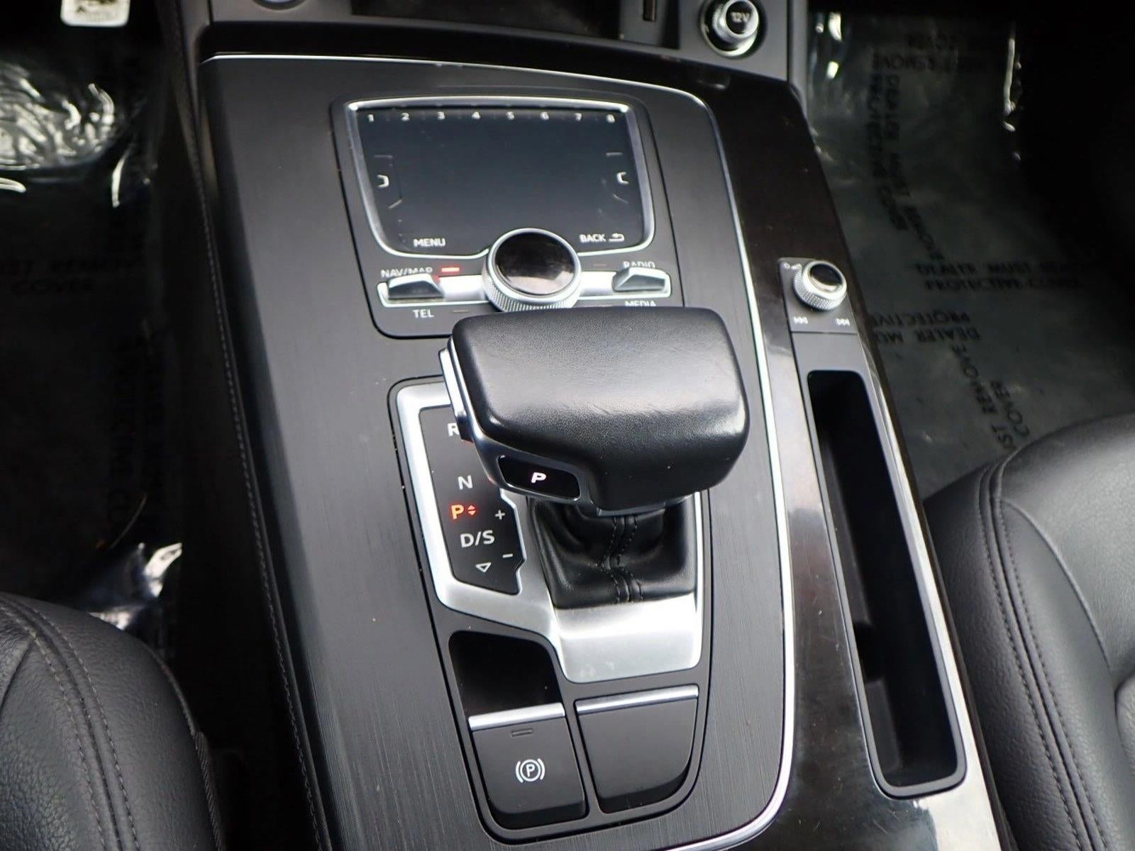 2020 Audi Q5EHY PREMIUM PLUS