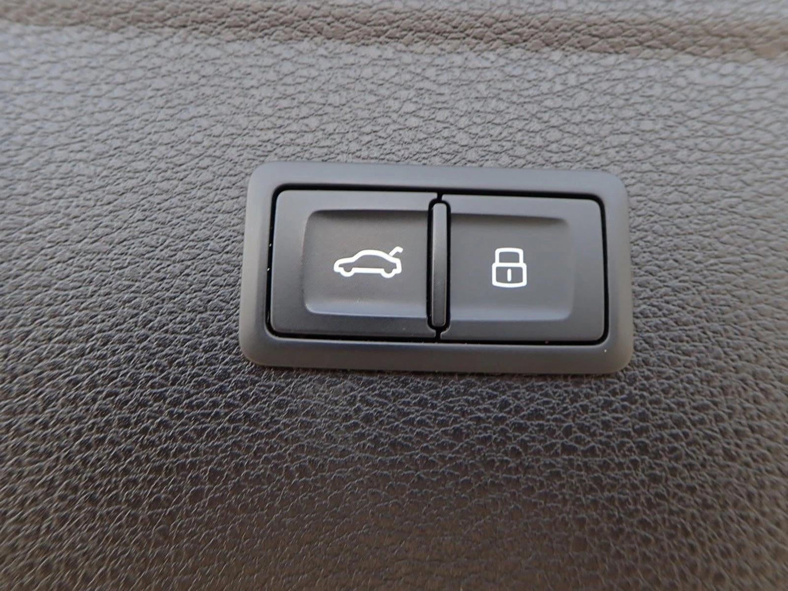 2020 Audi Q5EHY PREMIUM PLUS