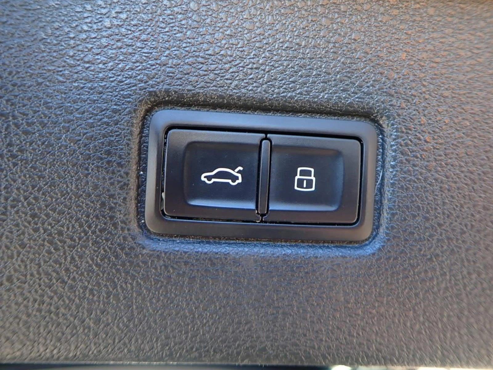 2019 Audi Q7 Premium Plus