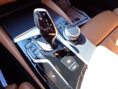 2022 BMW 530 i xDrive