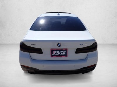 2022 BMW 530 i xDrive