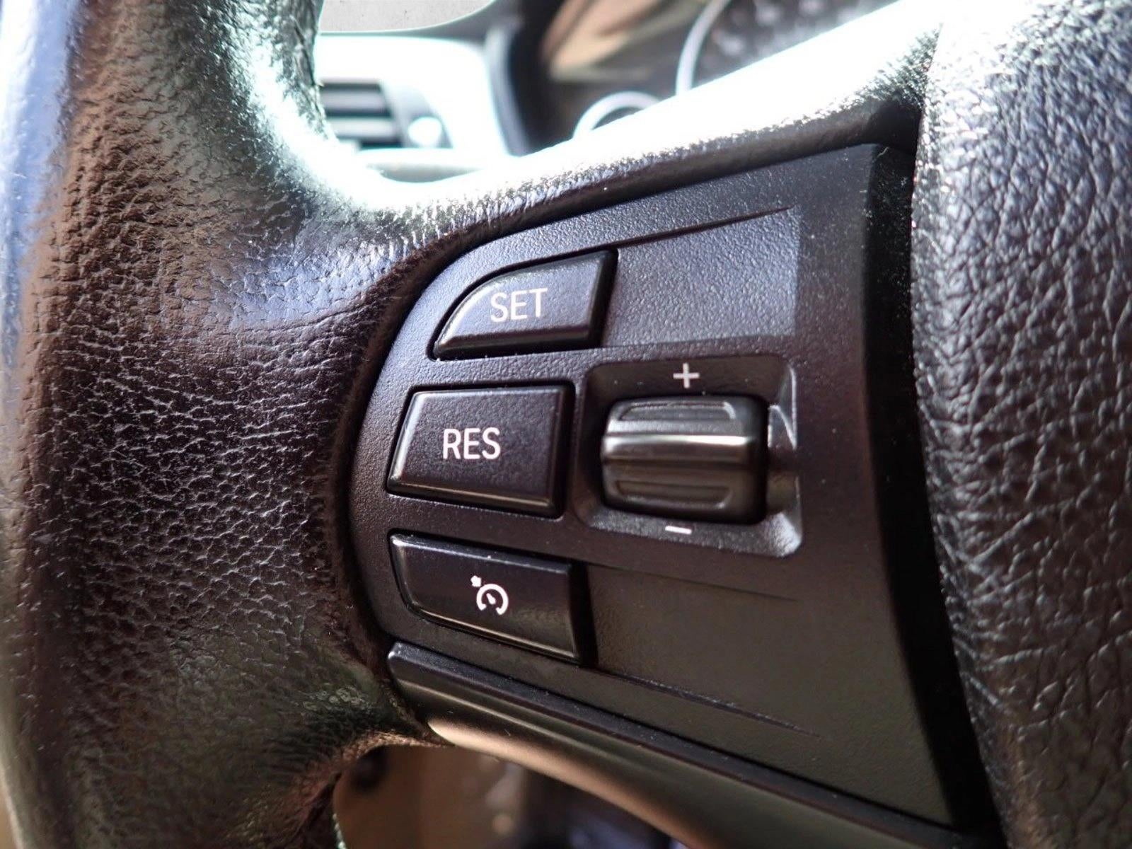 2015 BMW 3 Series 320i xDrive