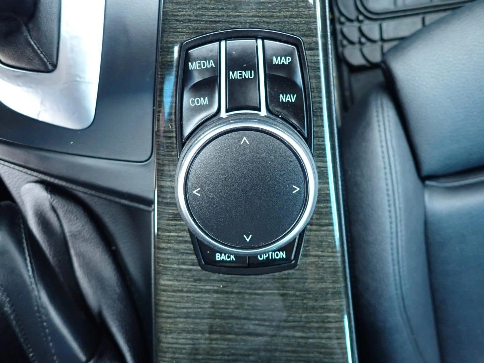 2018 BMW 330i xDrive