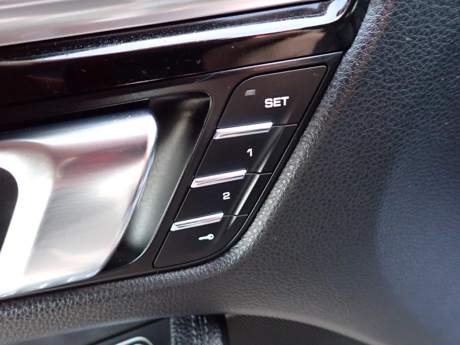 2018 Porsche Macan S