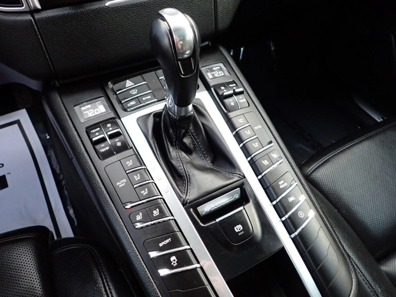 2018 Porsche Macan S