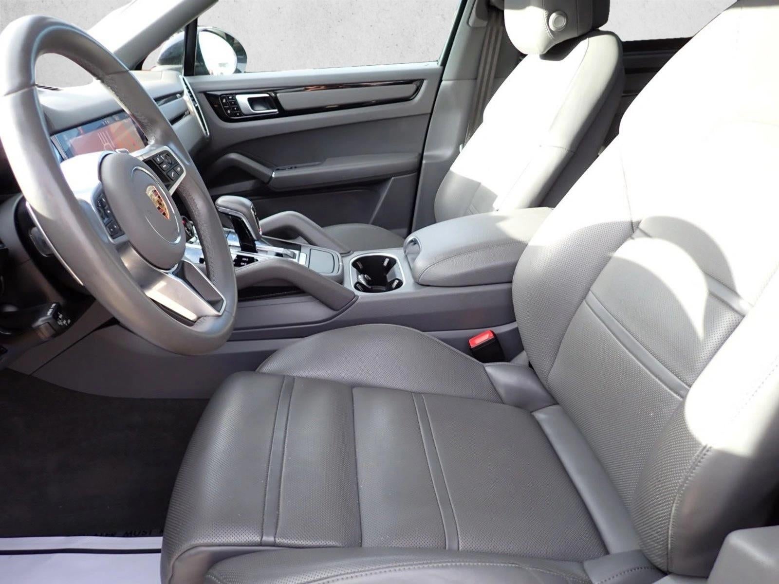 2021 Porsche Cayenne Base