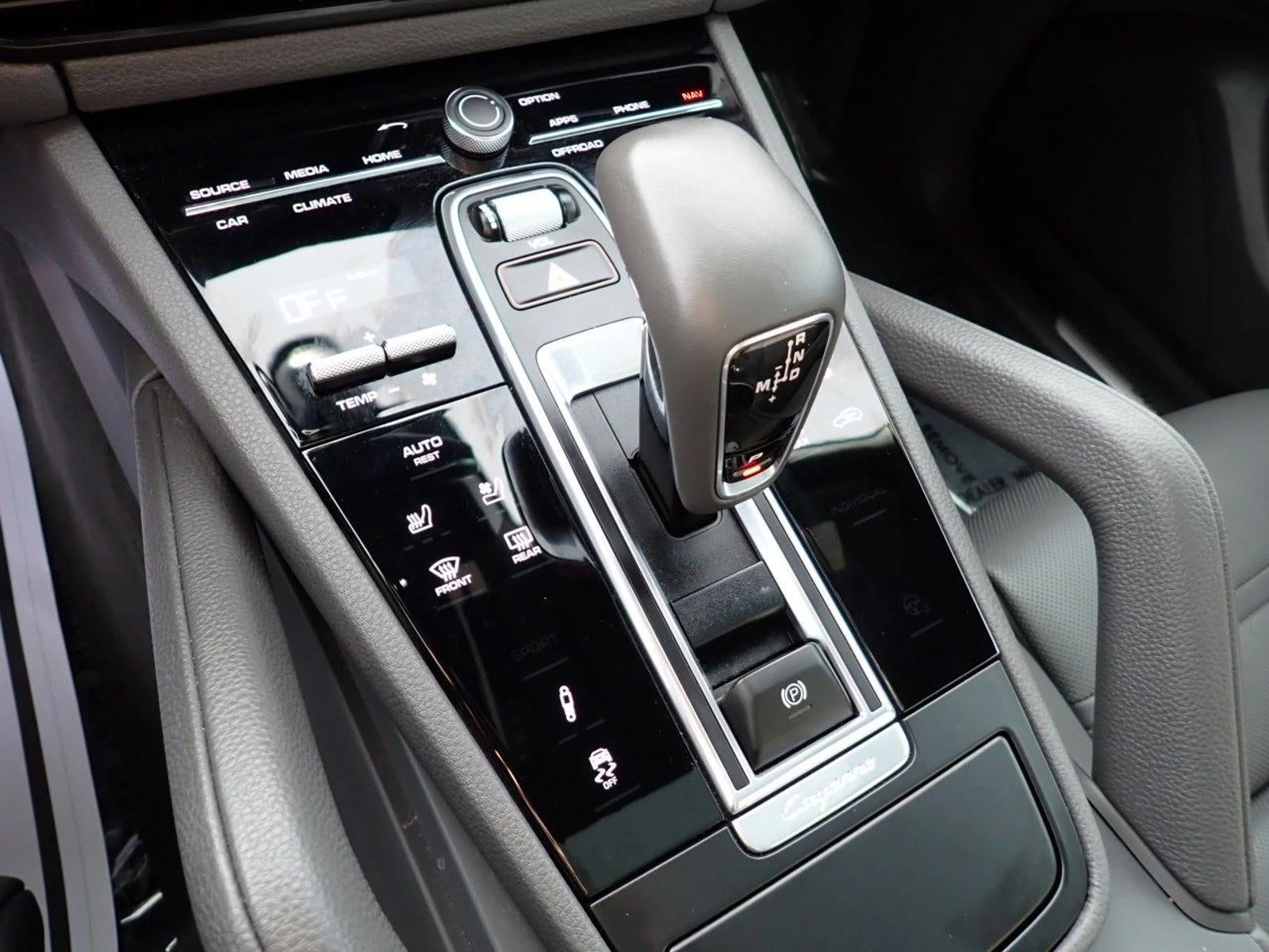 2021 Porsche Cayenne Base