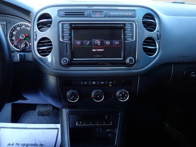 2018 Volkswagen Tiguan Limited Base