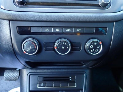 2018 Volkswagen Tiguan Limited Base