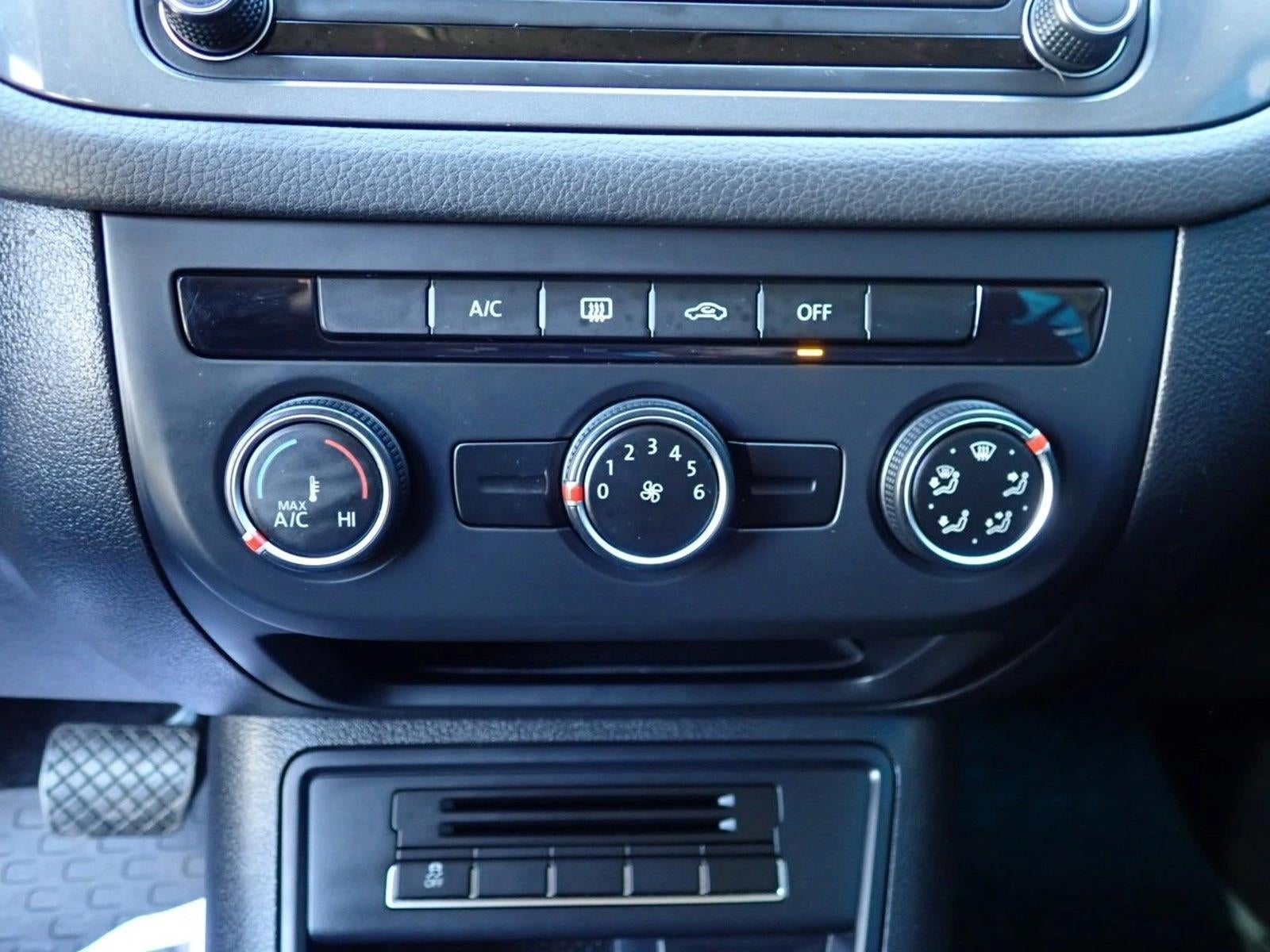2018 Volkswagen Tiguan Limited Base