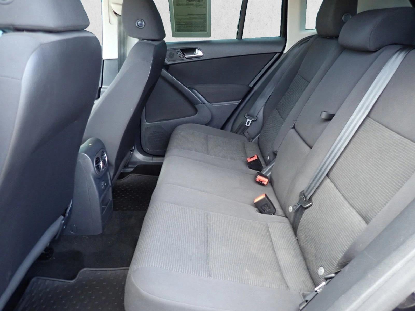 2018 Volkswagen Tiguan Limited Base