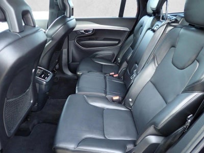 2022 Volvo XC90 T5 Momentum 7 Passenger