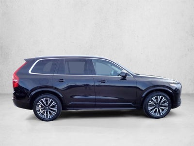 2022 Volvo XC90 T5 Momentum 7 Passenger