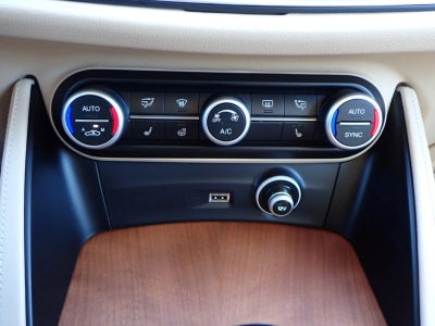 2019 Alfa Romeo Stelvio Ti Lusso